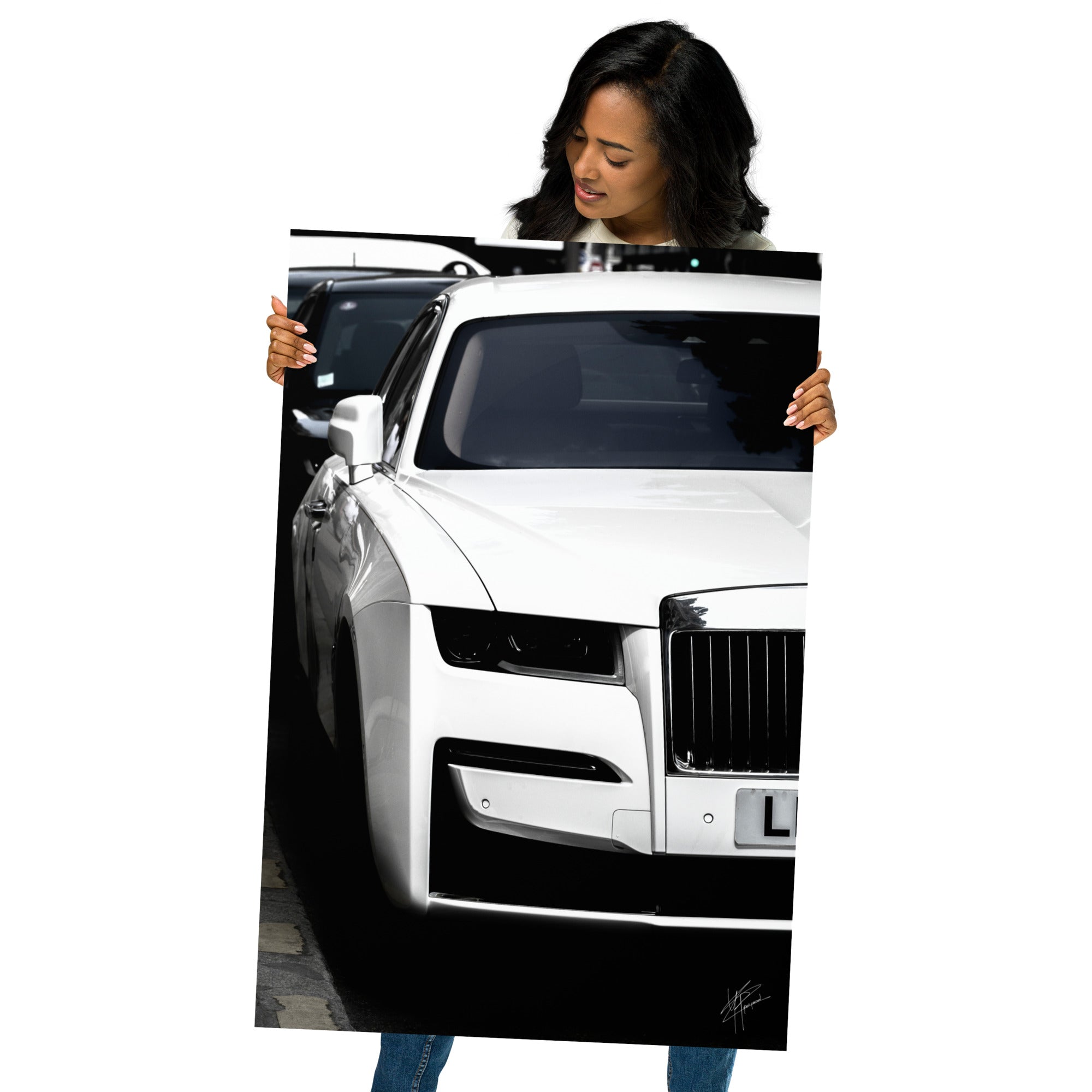 Photographie en noir et blanc de la luxueuse Rolls-Royce Ghost.
