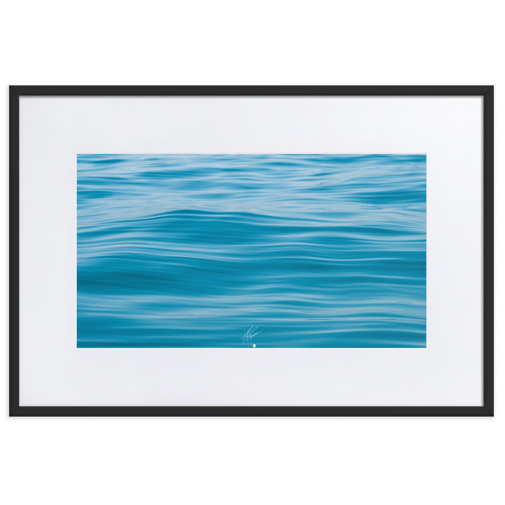 Poster encadré 'Tableau d'art liquide' montrant les formes captivantes et les mouvements fluides de l'eau.