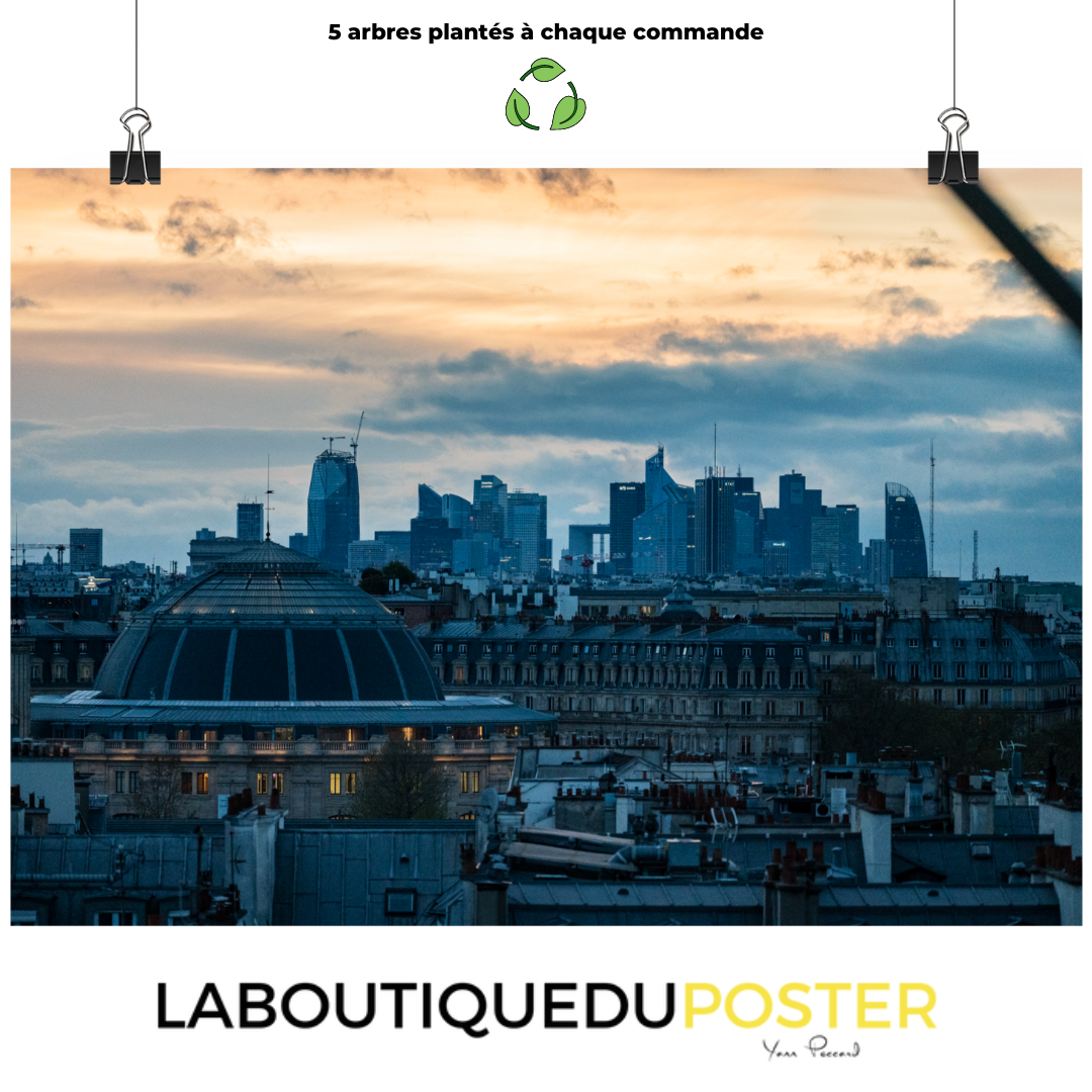 Poster mural - Bourse de Paris et la défense – Photographie de Paris – Poster photo, poster XXL, Photo d’art, photographie murale et des posters muraux des photographies de rue unique au monde. La boutique de posters créée par un Photographe français.