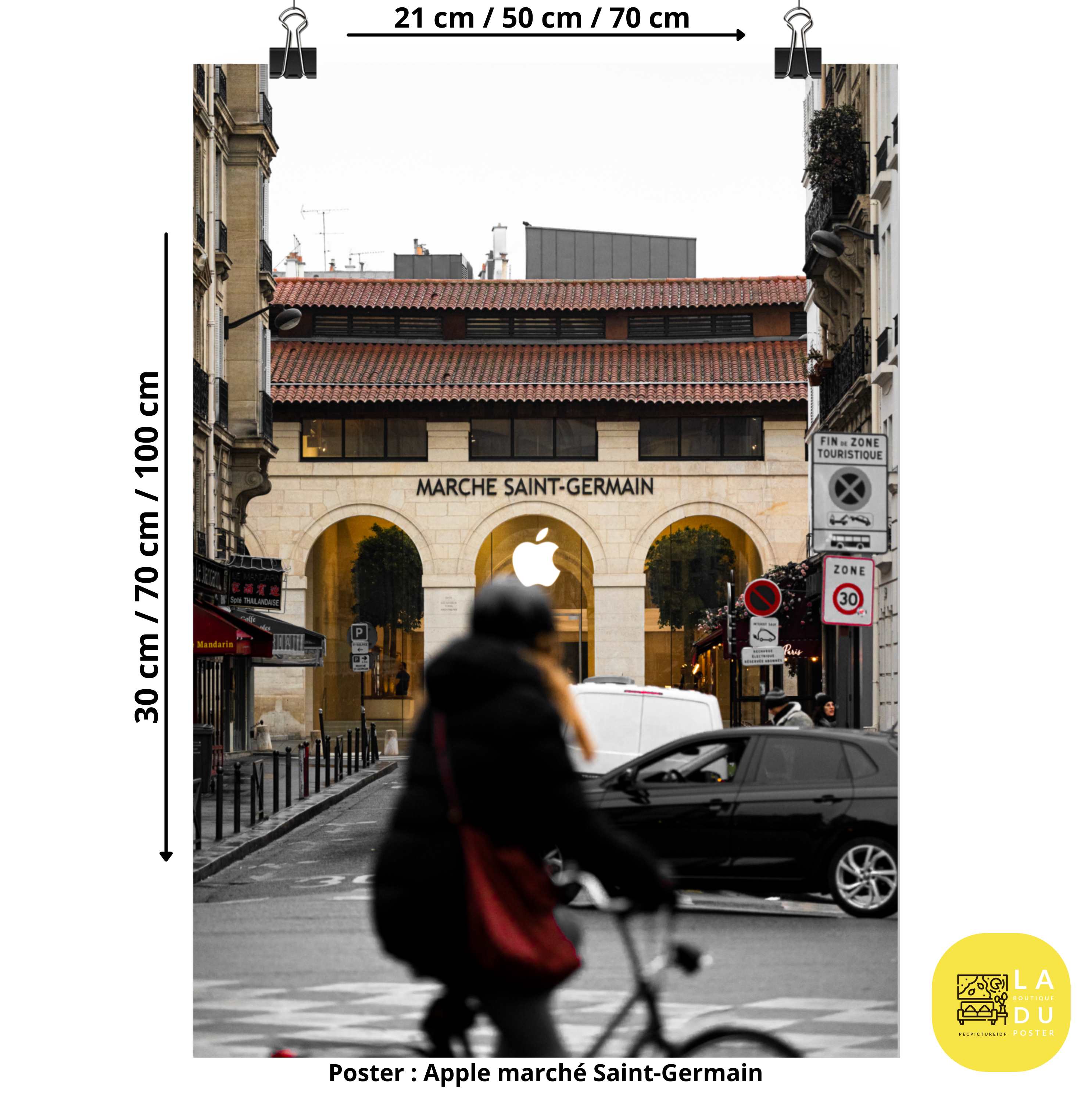 Poster - Apple marché Saint-Germain - 70x100 cm, 21x30 cm, 50x70 cm, poster xxl, photographie d’art, photo d’artiste, photographie murale, affiches et posters muraux unique au monde, décoration murale. La boutique du poster – Photographe française