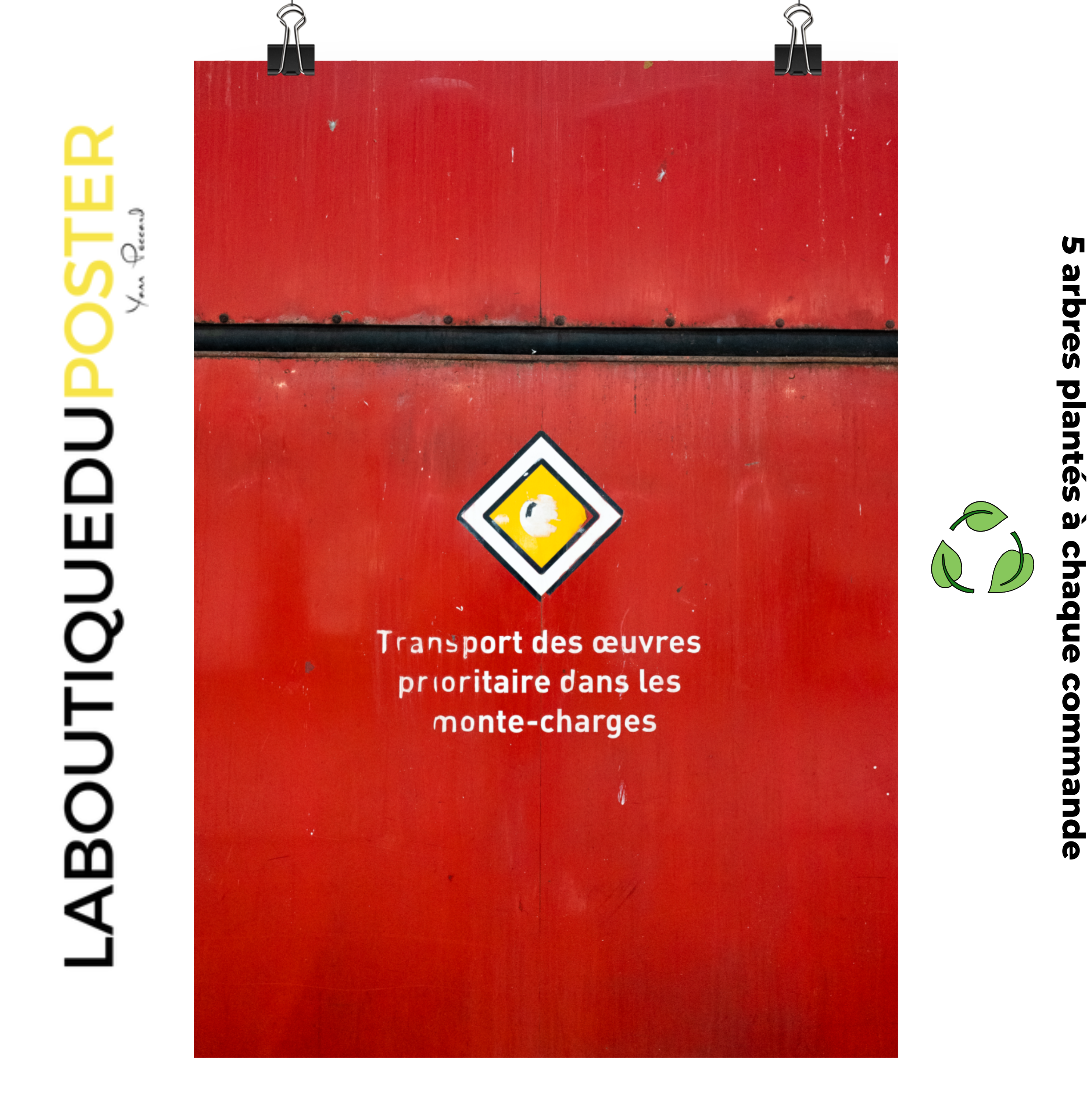 Poster mural - Transport des œuvres prioritaires – Photographie – Poster photo, poster XXL, photographie murale et des posters muraux unique au monde. La boutique de posters créée par Yann Peccard un Photographe français.