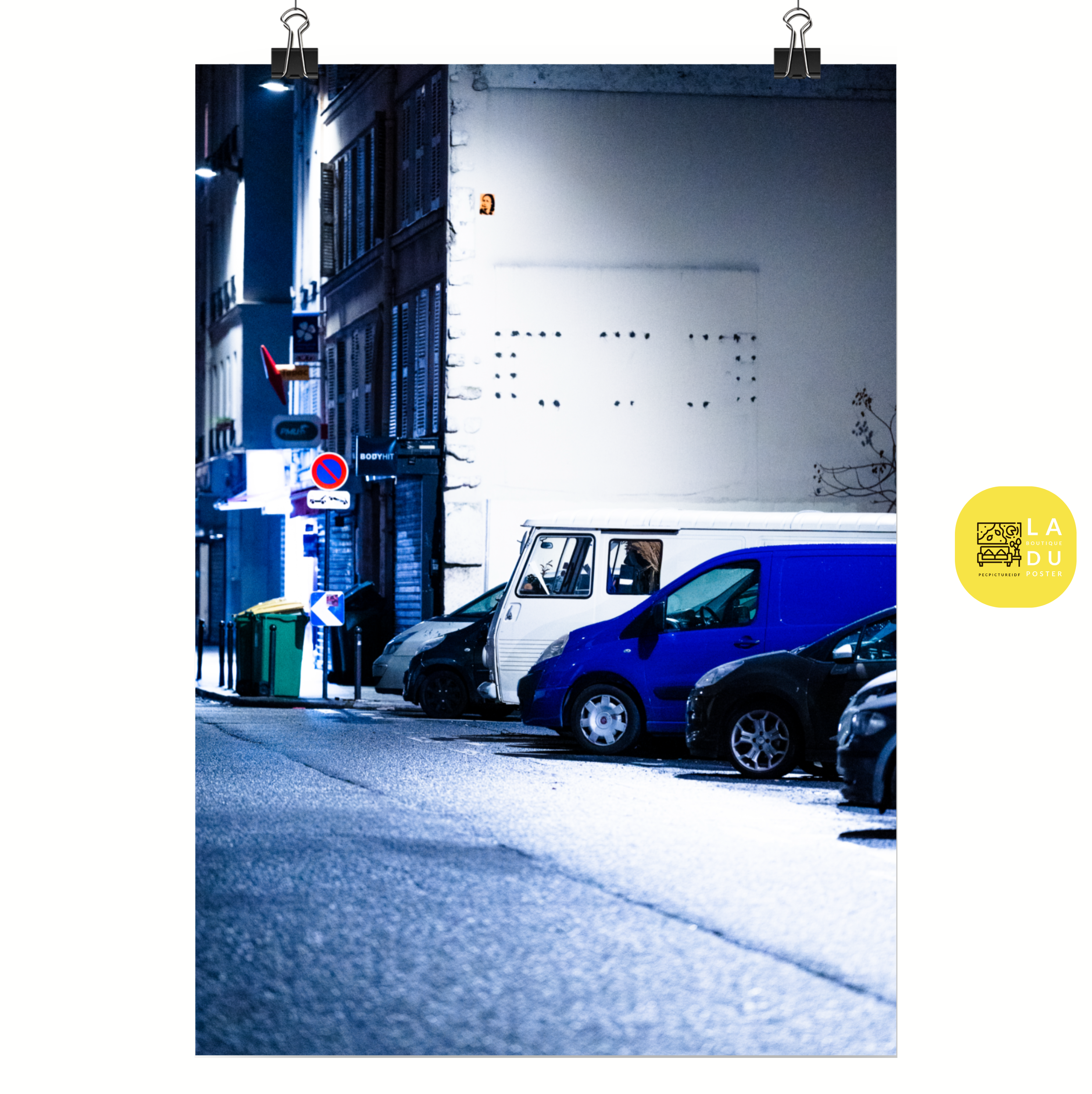 Poster mural - Rue de Lagny Paris – Photographie de rue de ville de Paris – Poster photo, poster XXL, photographie murale et des posters muraux unique au monde. La boutique de posters créée par Yann Peccard un Photographe français.