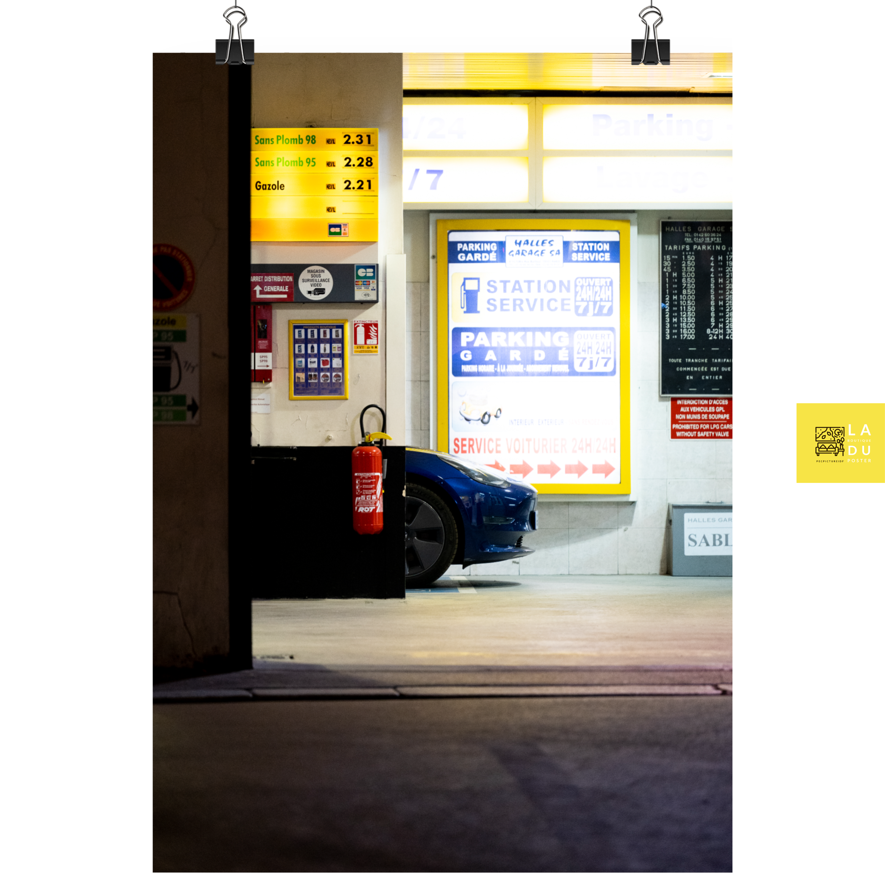 Station Tesla - Poster - La boutique du poster Français
