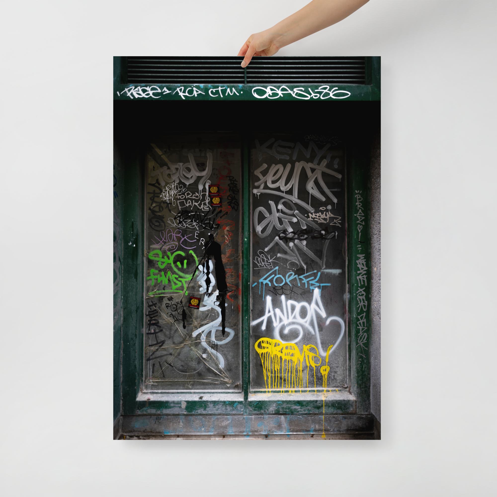 Poster mural - Art de rue N07 – Photographie d'art à Paris – Poster photo, poster XXL, Photo d’art, photographie murale et des posters muraux e des photographies de rue unique au monde. La boutique de posters créée par un Photographe français.