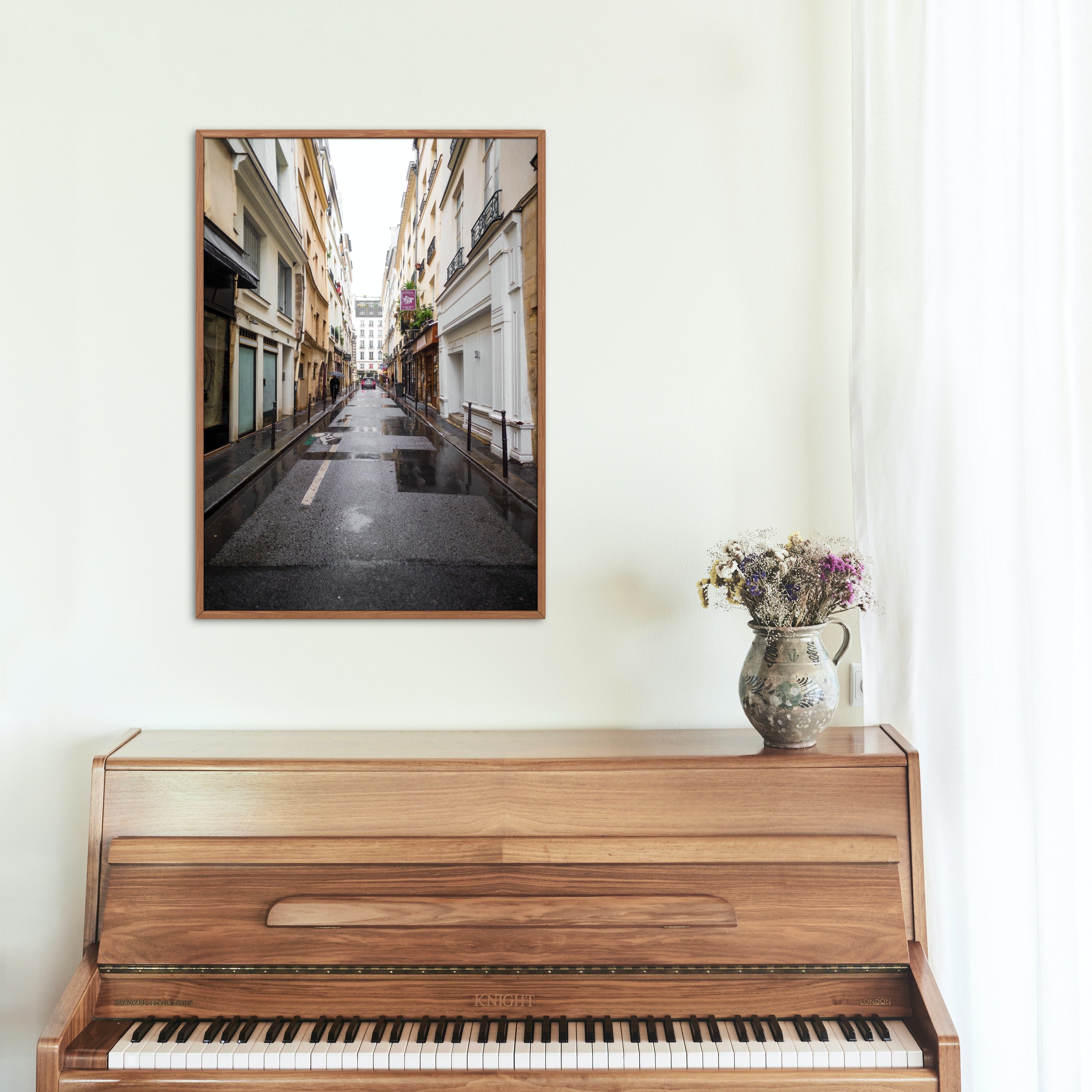 Poster mural - Rue Sauval – Photographie de rue – Poster photo, poster XXL, photographie murale et des posters muraux unique au monde. La boutique de posters créée par Yann Peccard un Photographe français.